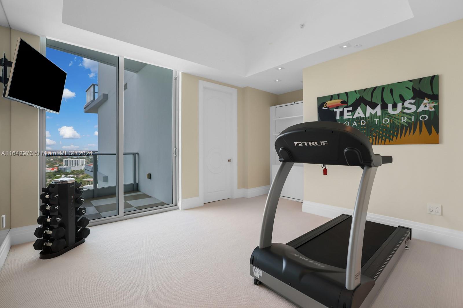 GROVENOR HOUSE CONDO - Residential