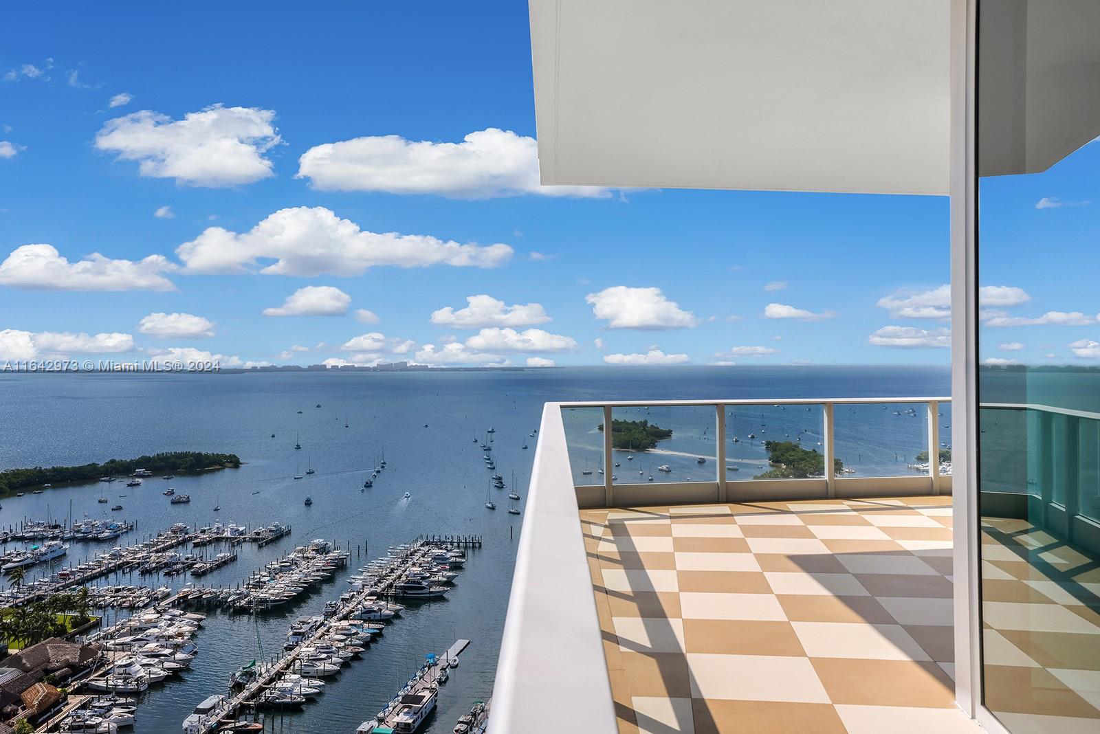 GROVENOR HOUSE CONDO - Residential