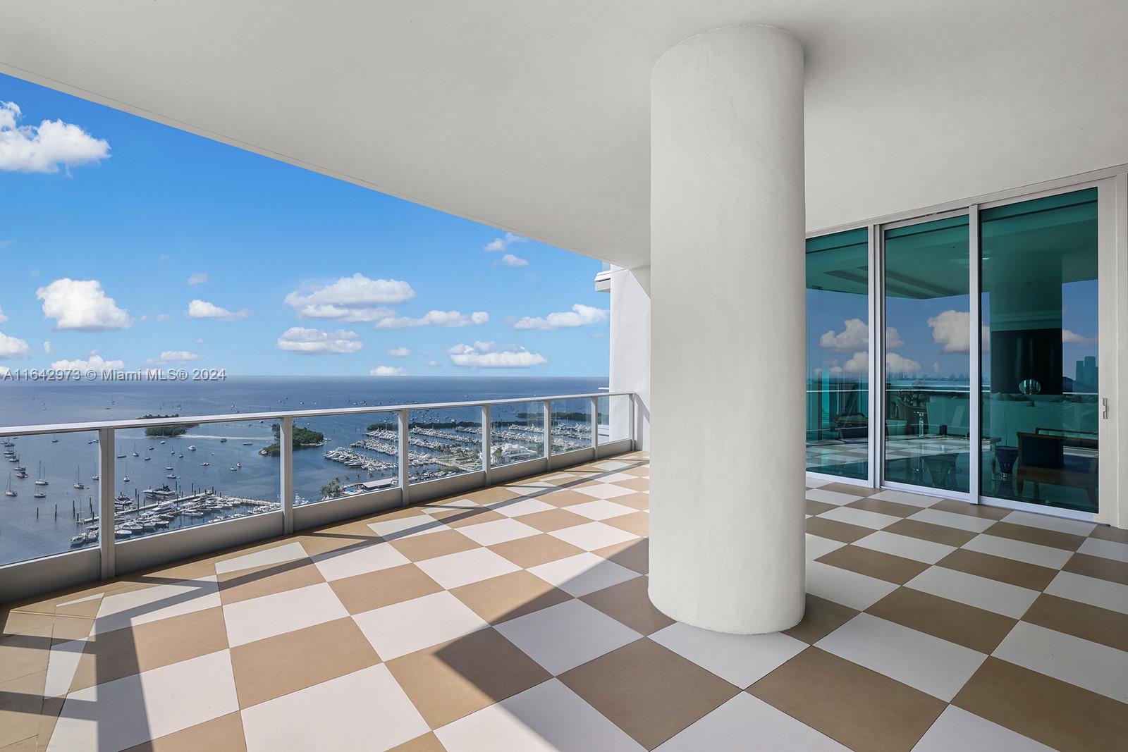 GROVENOR HOUSE CONDO - Residential