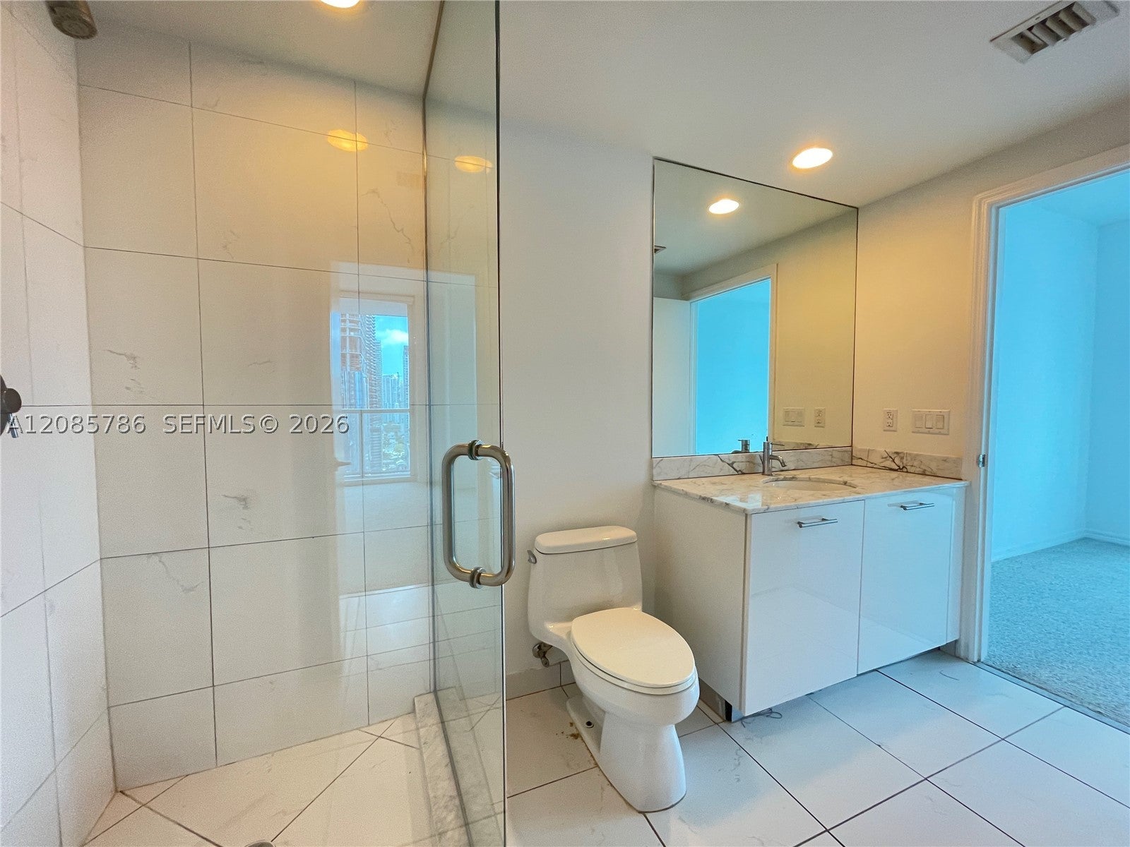 55 SE 6th St 2702