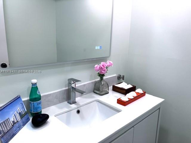 WINSTON TOWER 300 CONDO - Residential Lease