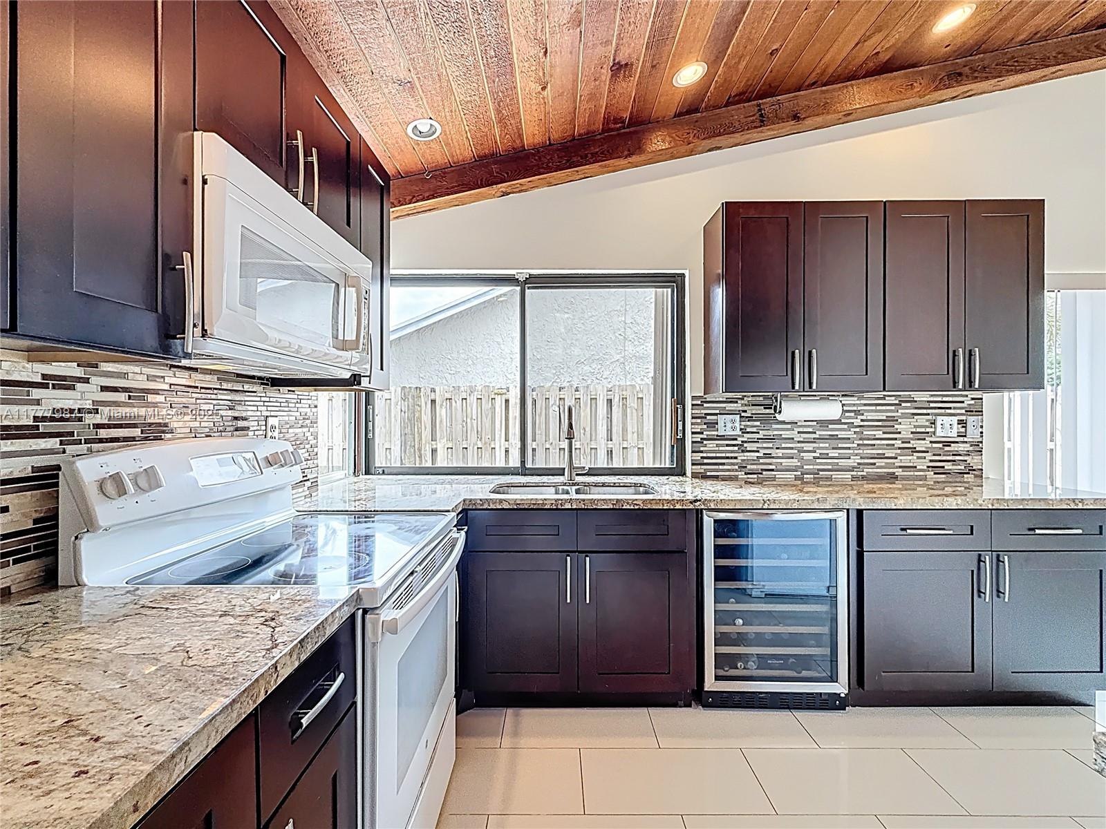 Plantation Hills - Residential
