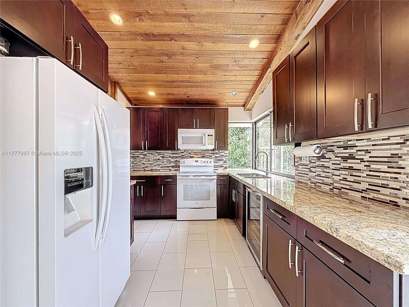 Plantation Hills - Residential