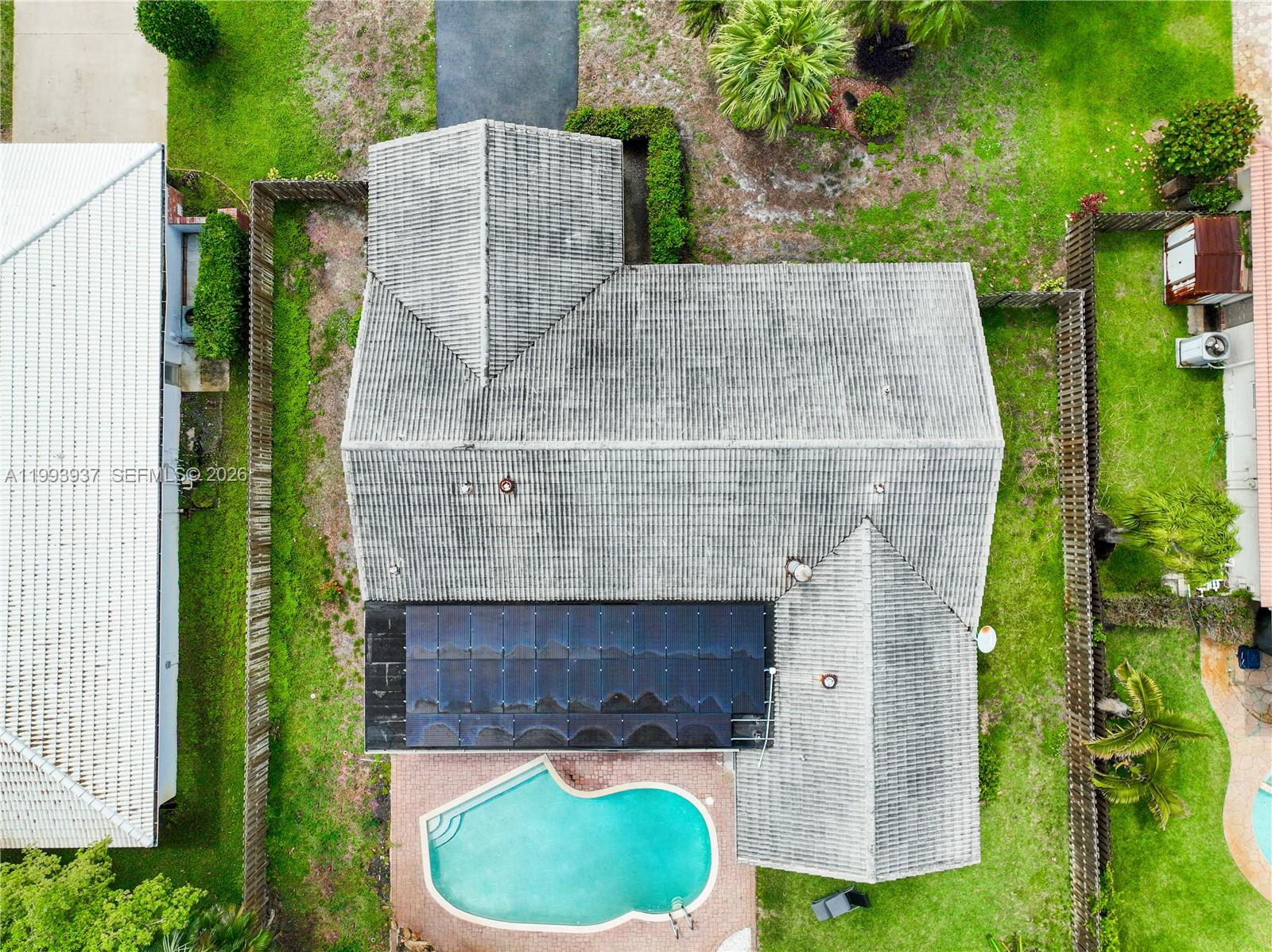 SHADOW WOOD - Residential