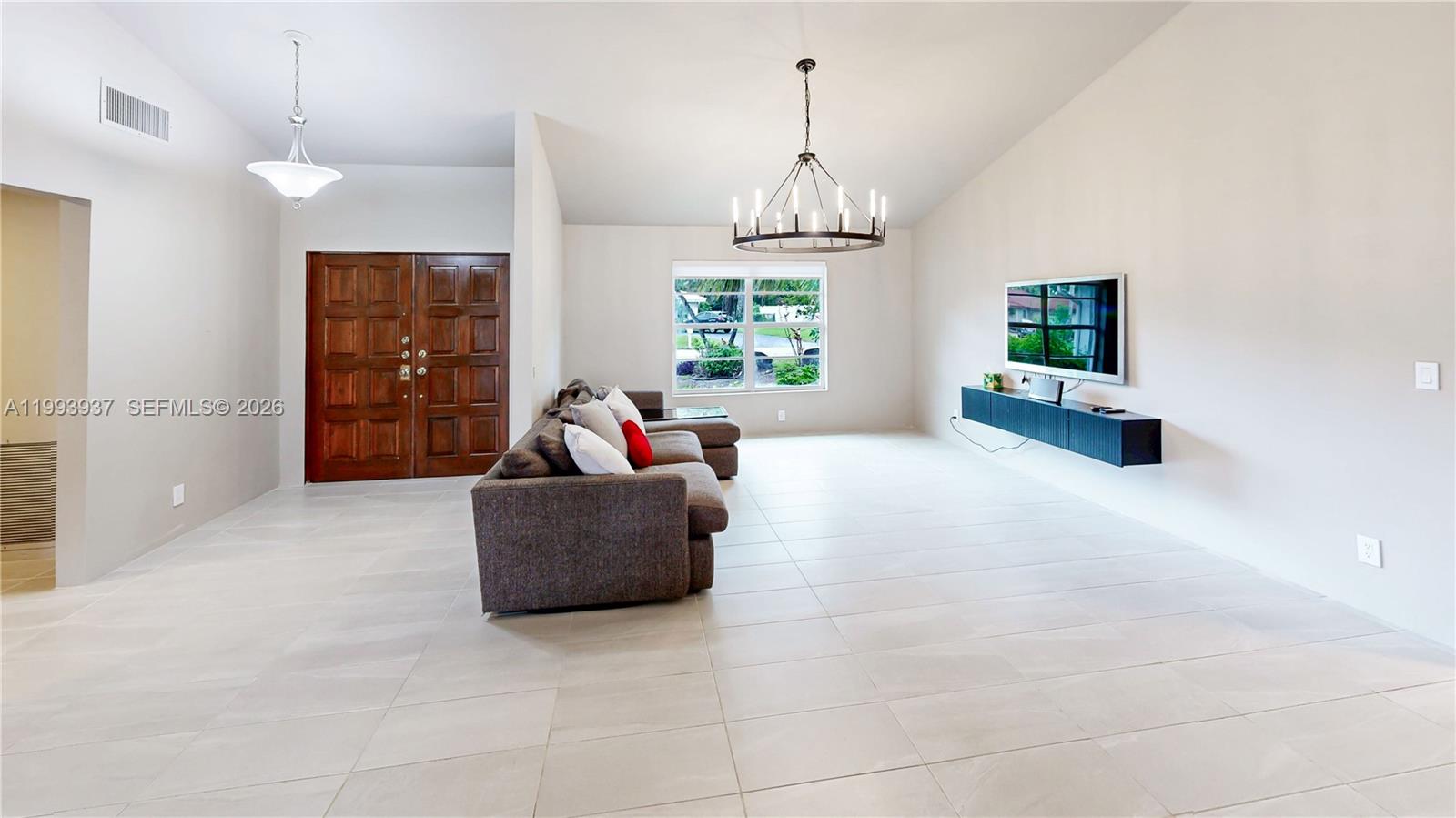 SHADOW WOOD - Residential