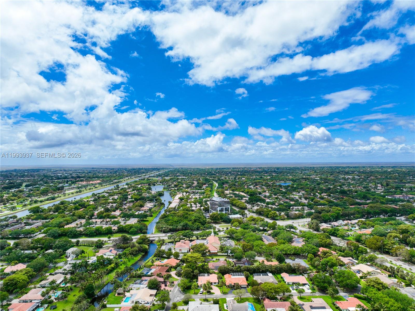 SHADOW WOOD - Residential