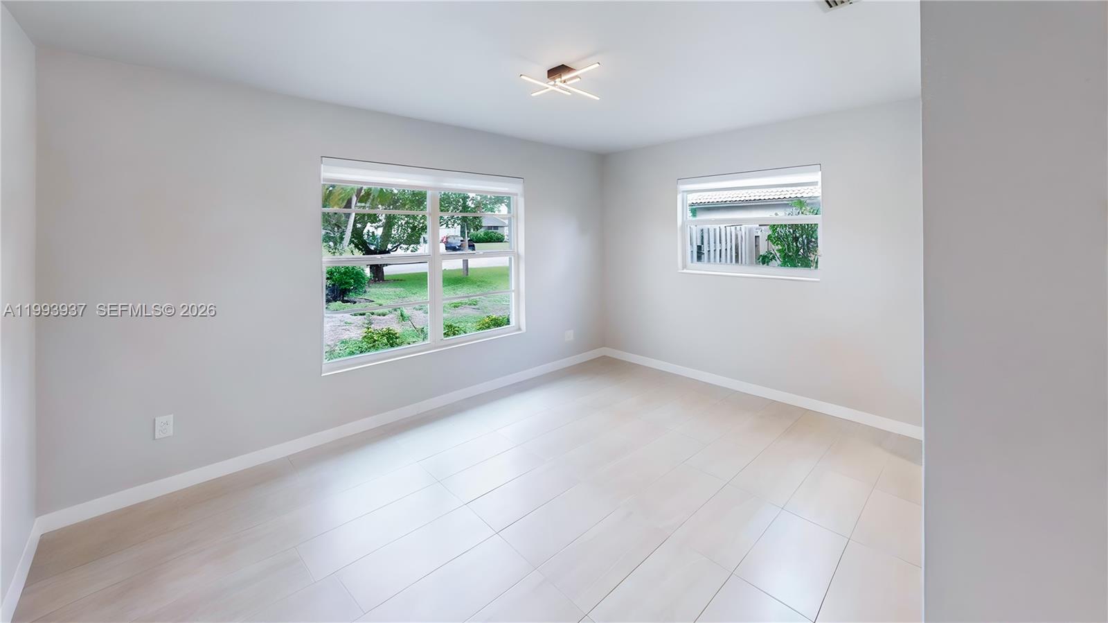 SHADOW WOOD - Residential