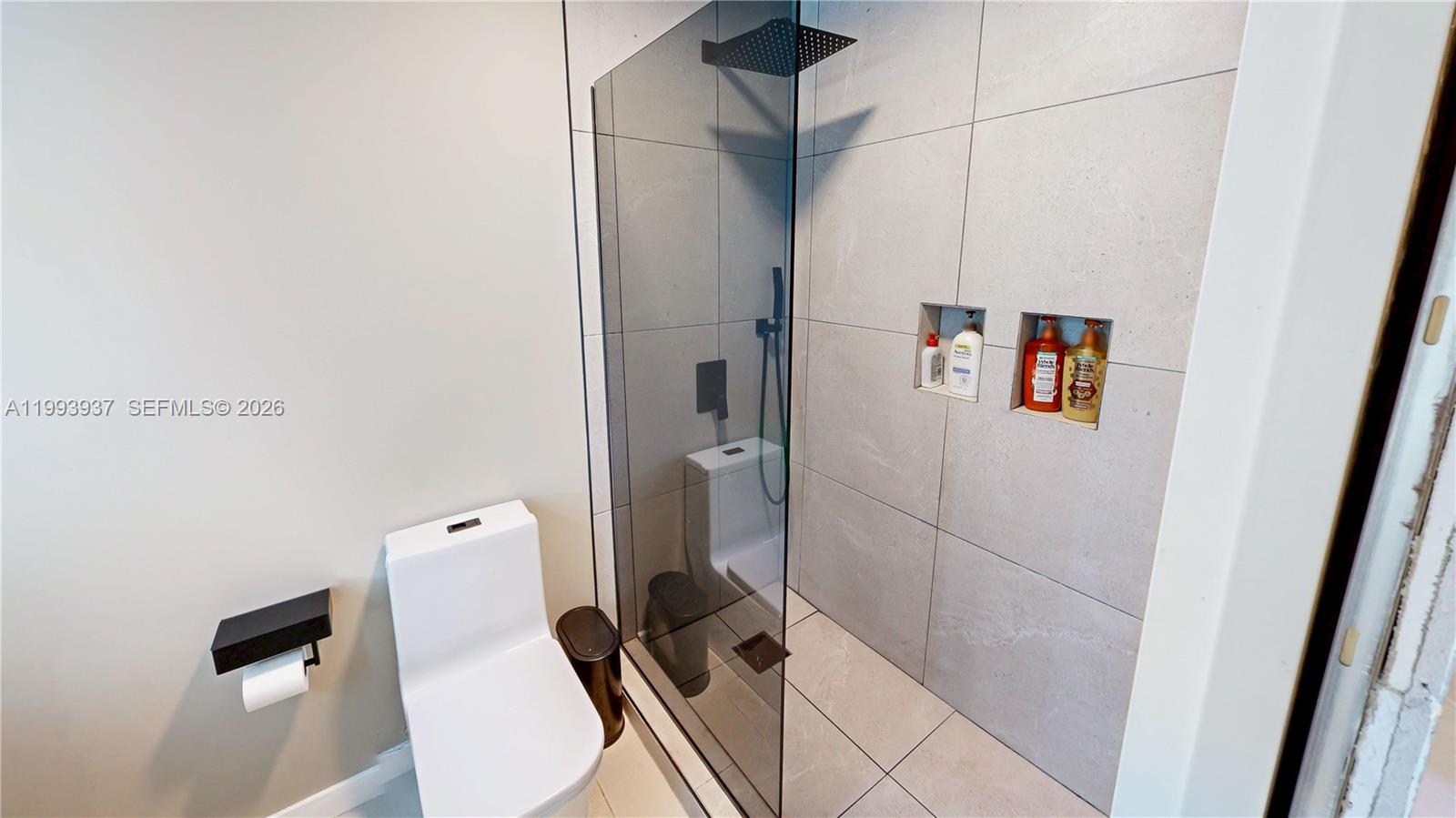 SHADOW WOOD - Residential