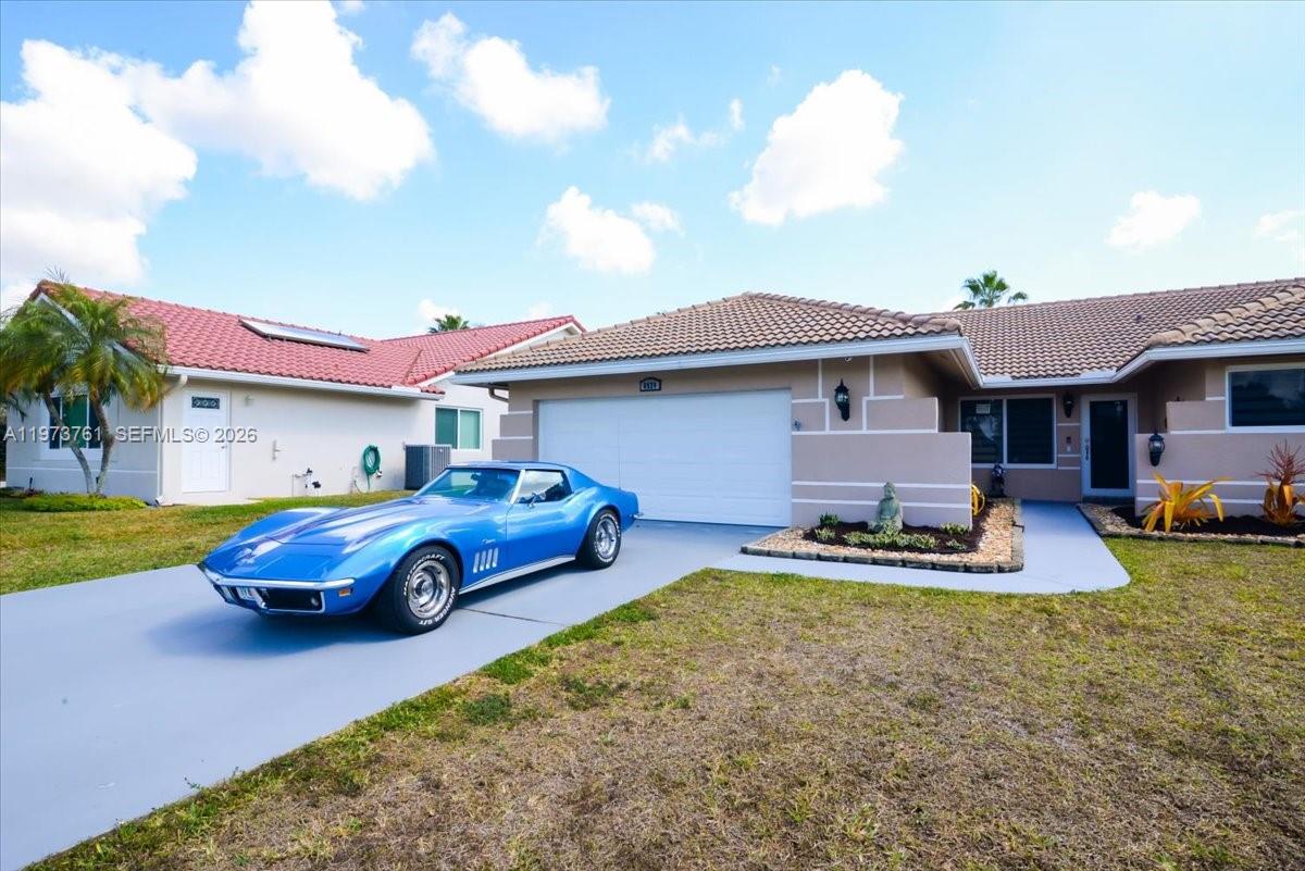 WAVERLY HUNDRED - Residential