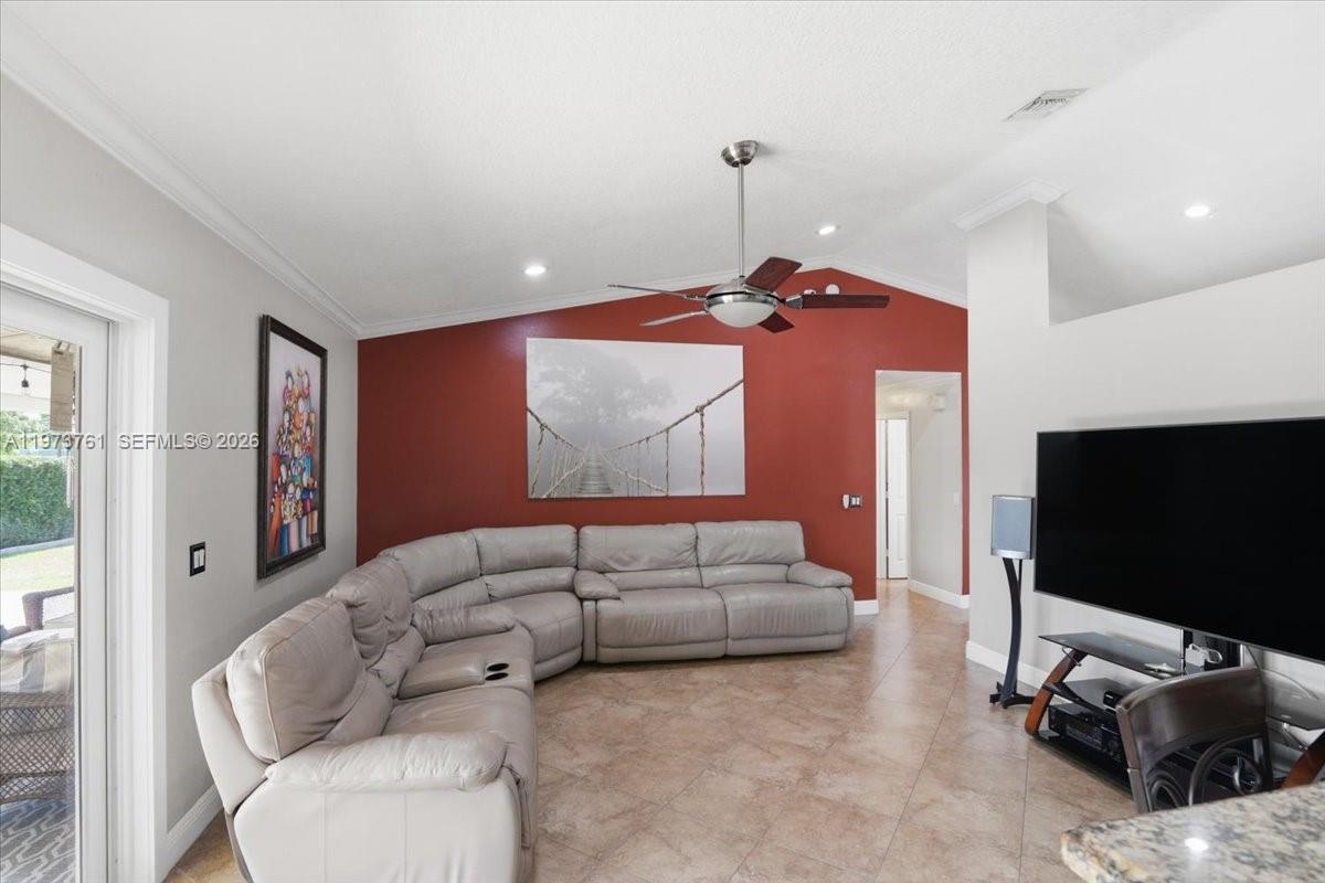 WAVERLY HUNDRED - Residential