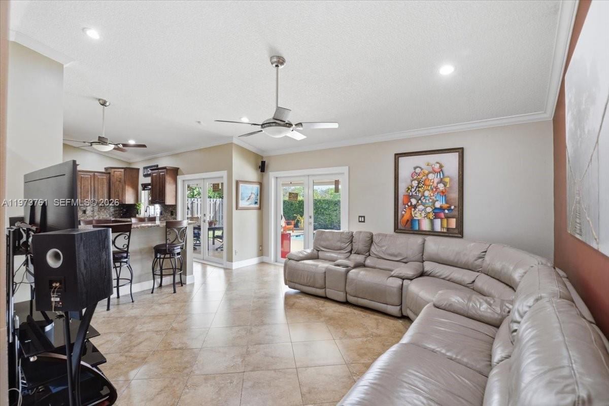 WAVERLY HUNDRED - Residential