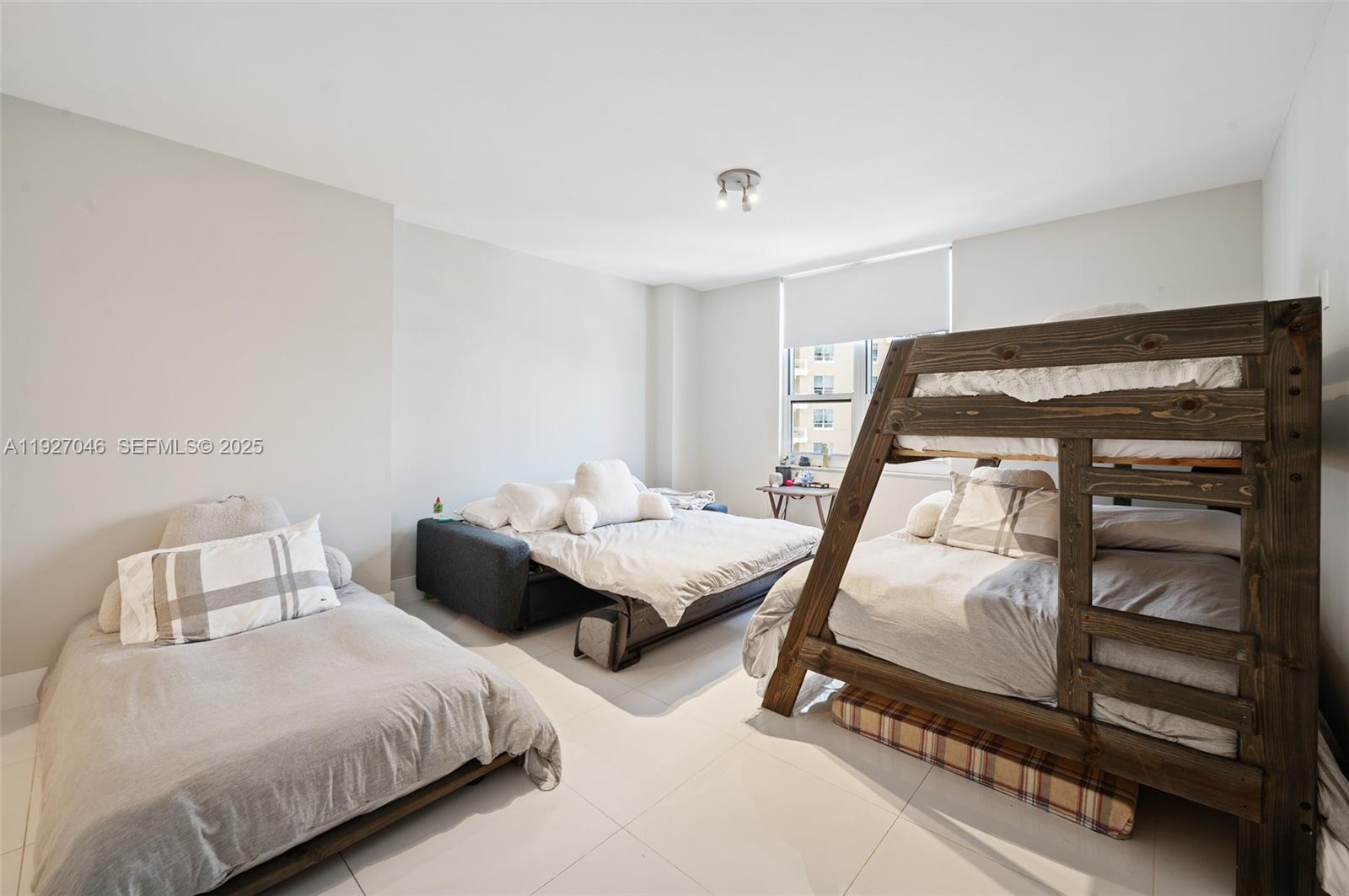 COURVOISIER COURTS CONDO - Residential