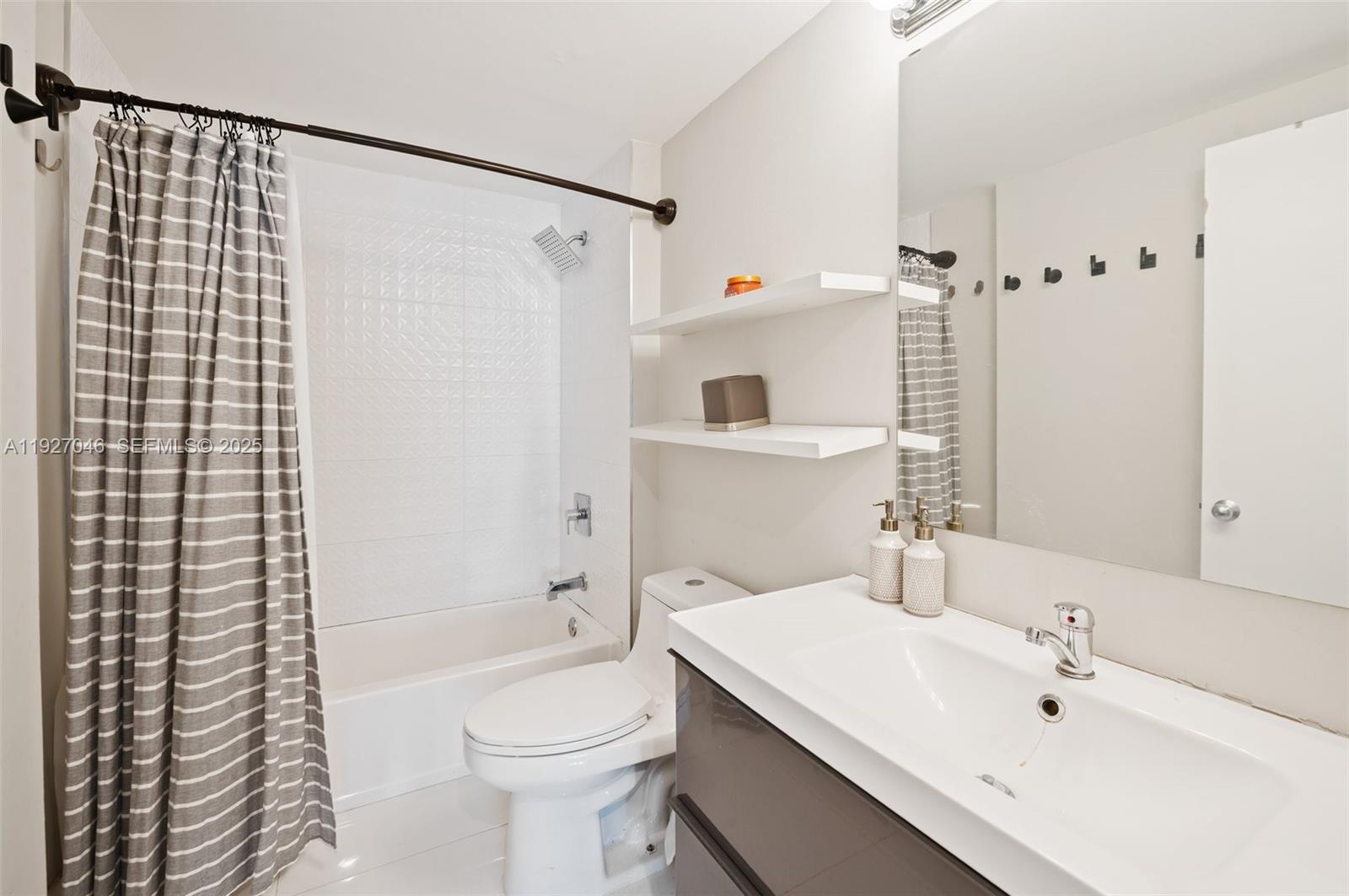 COURVOISIER COURTS CONDO - Residential