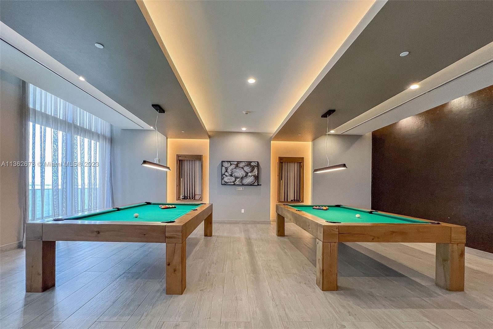 ARIA ON THE BAY CONDO - Residential Lease