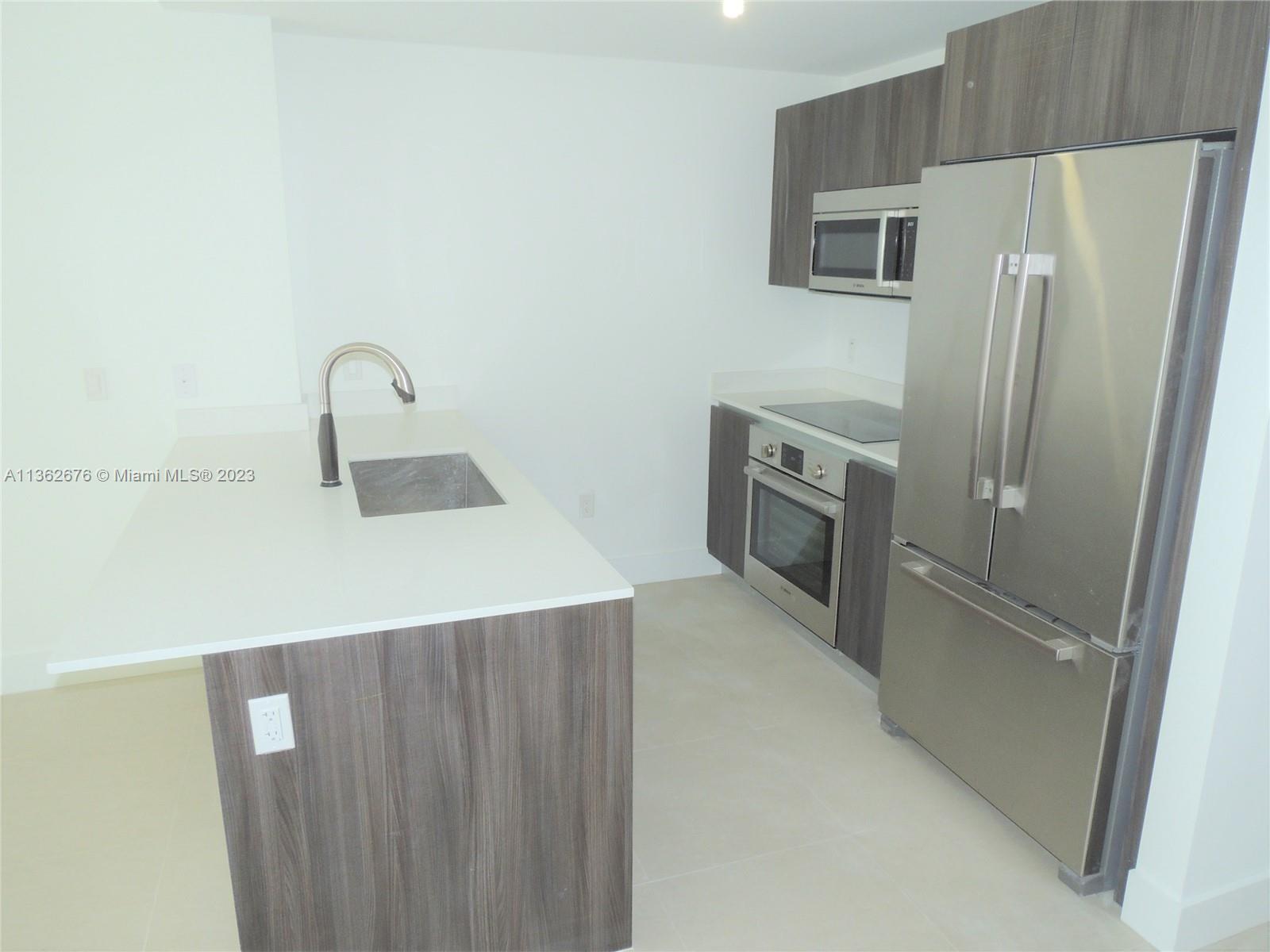ARIA ON THE BAY CONDO - Residential Lease