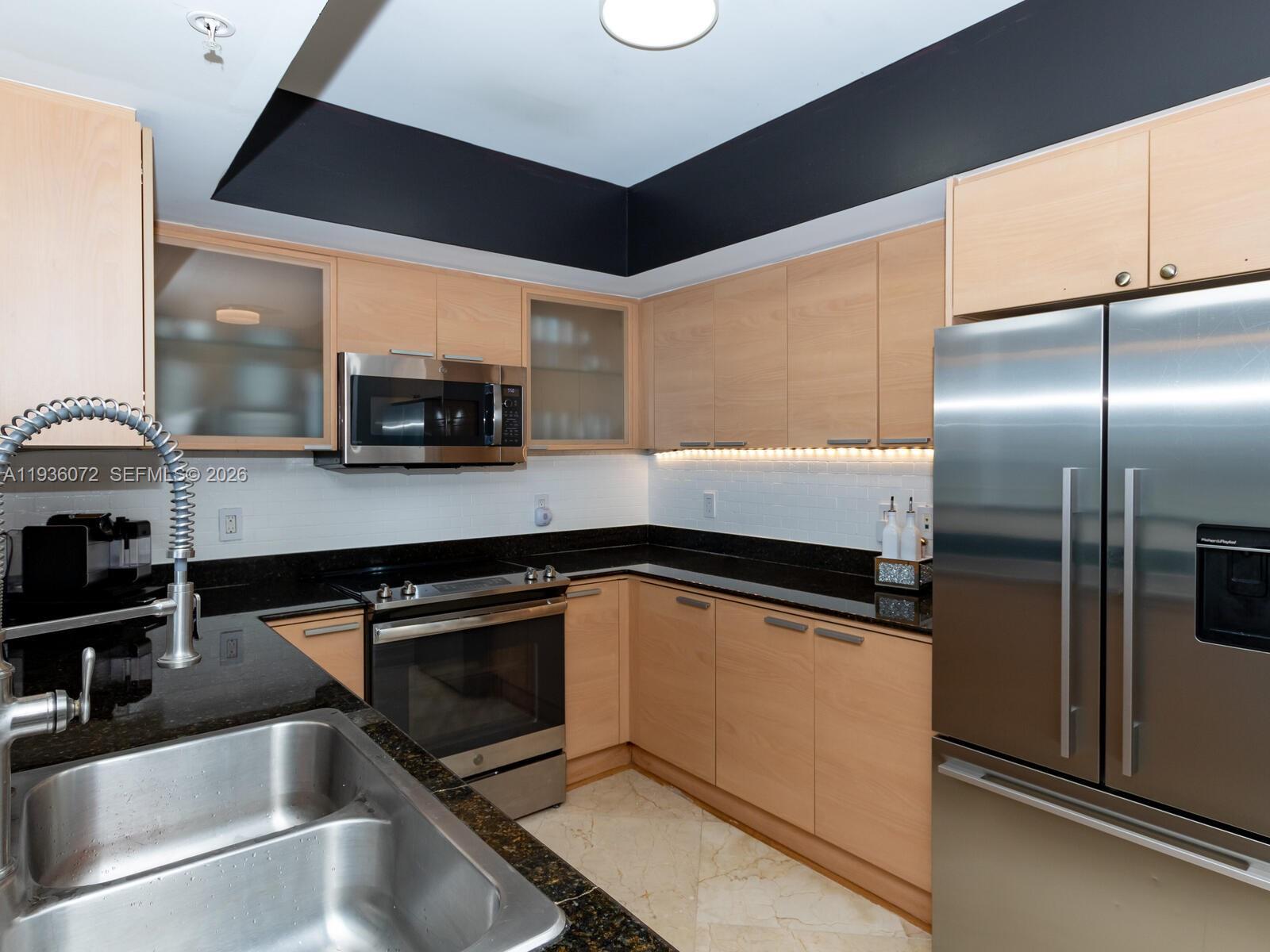 LA PERLA CONDO - Residential