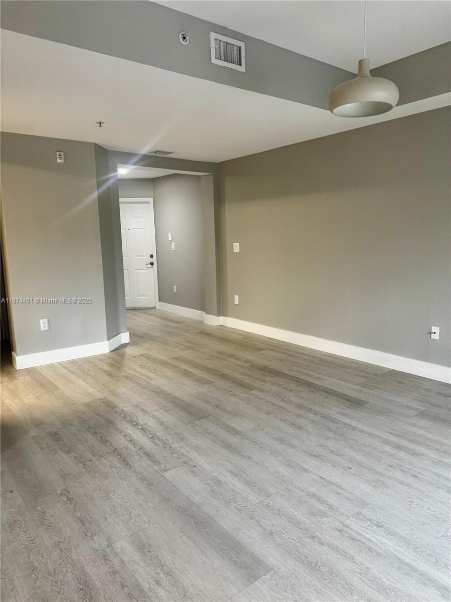 ST MORTIZ AT DORAL CONDO - Residential