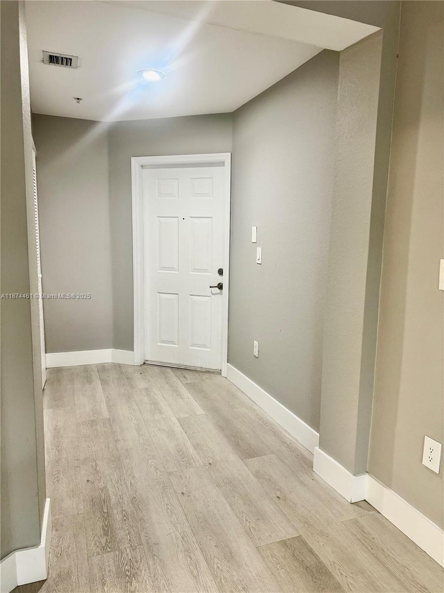 ST MORTIZ AT DORAL CONDO - Residential