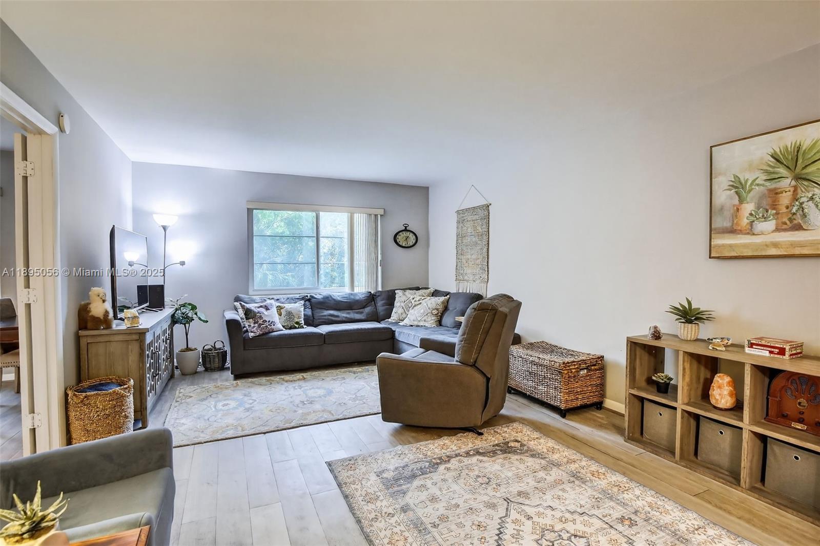 MANOR GROVE VILLAGE ONE I - Residential