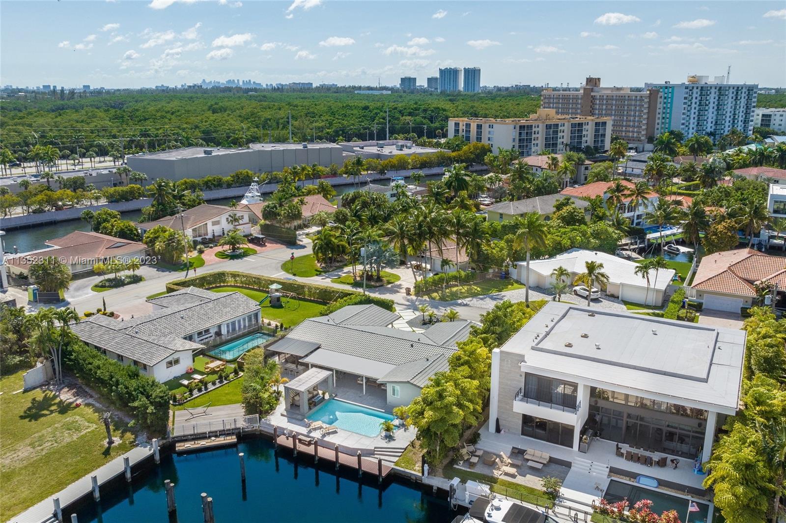 EASTERN SHORES - Residential