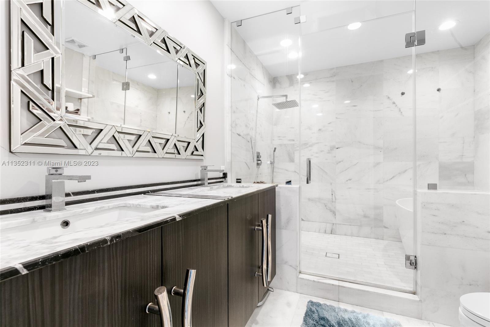 EASTERN SHORES - Residential