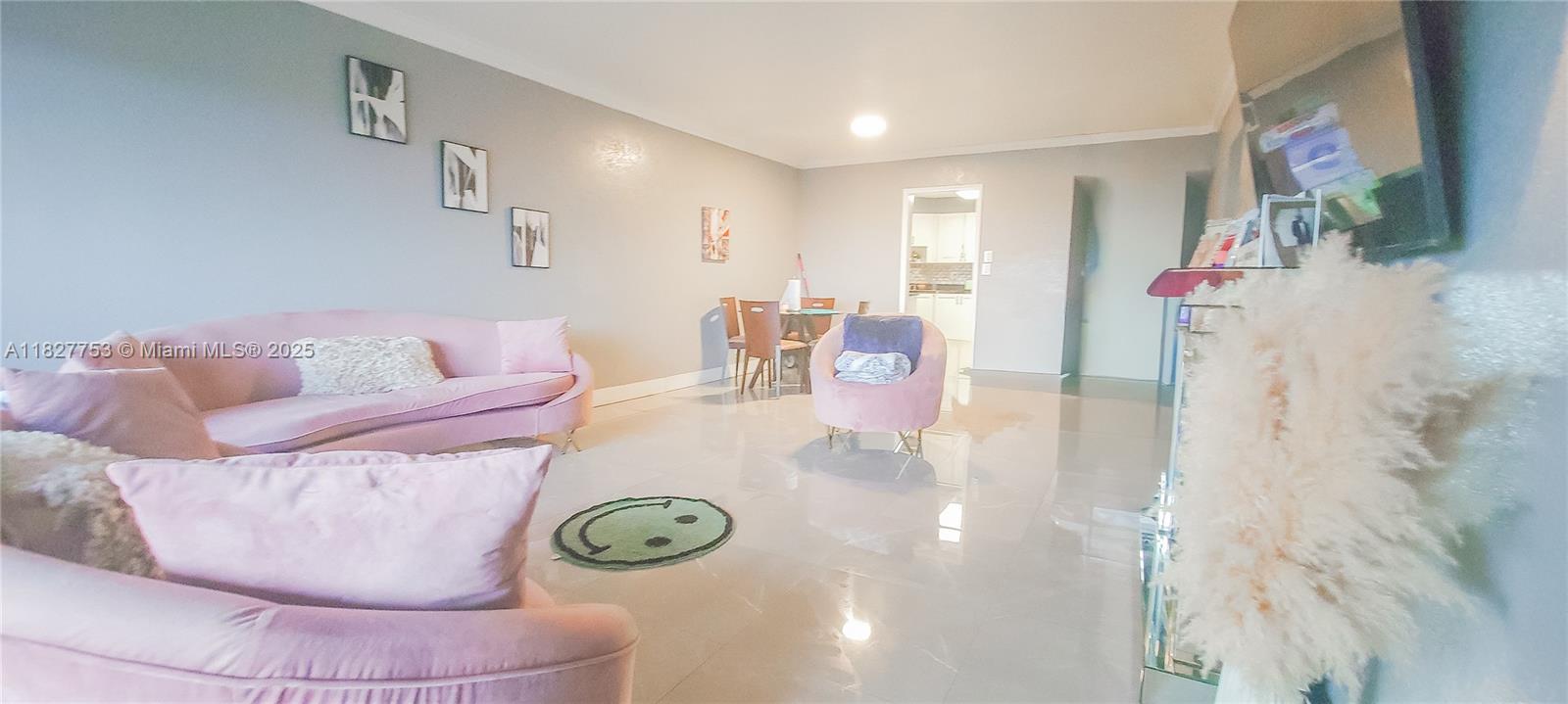 LAKES OF INVERRARY CONDO - Residential