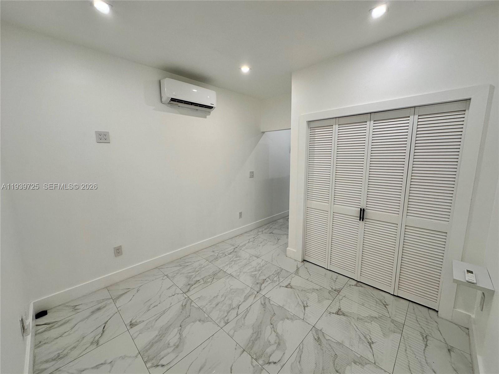 ORCHARD VILLA - Residential Lease