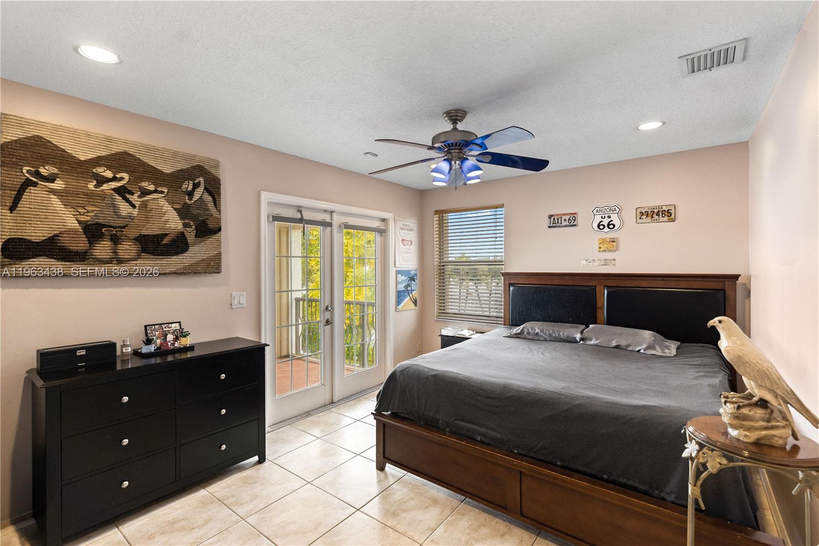 SILVER SHORES - Residential