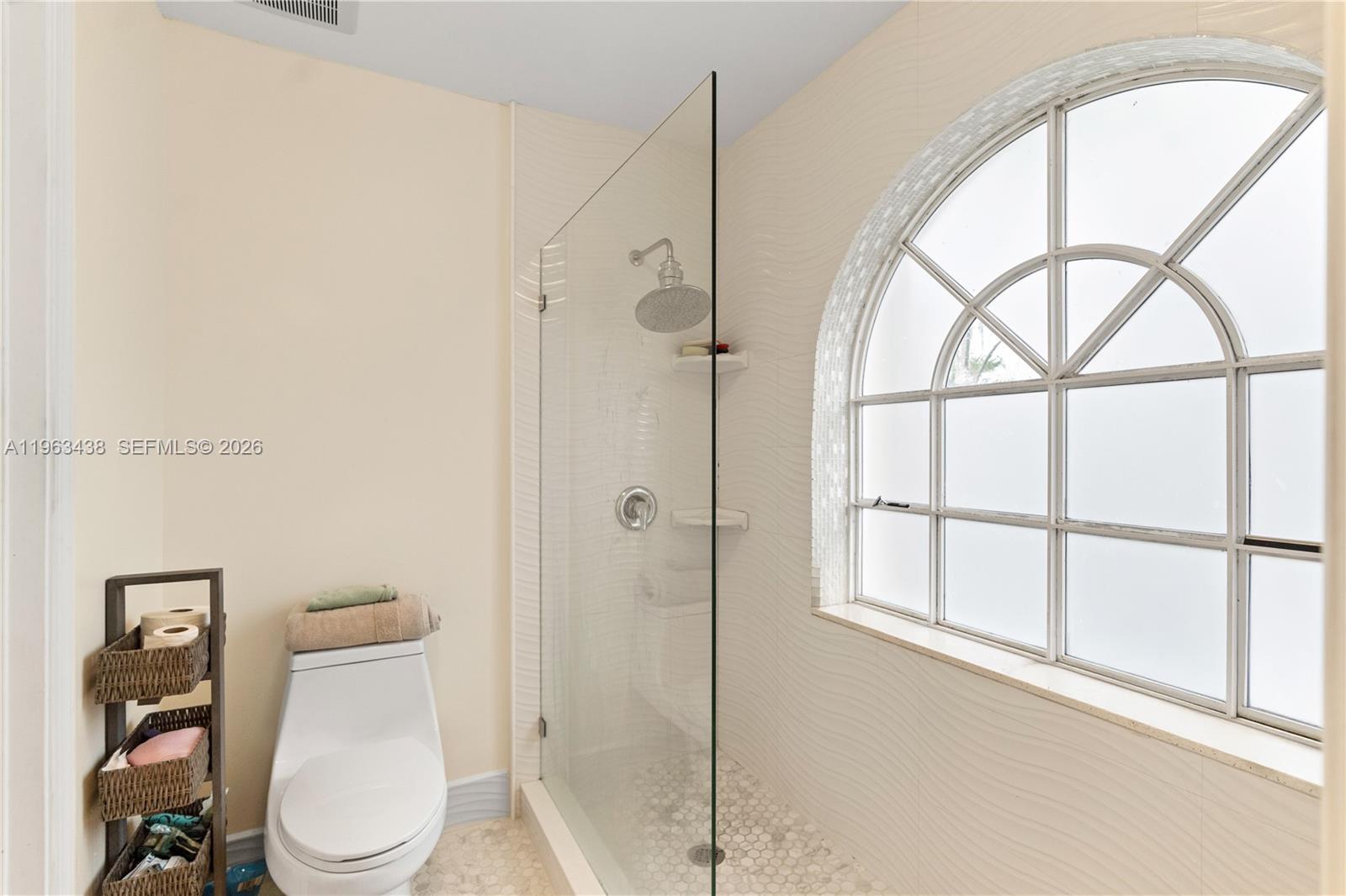 SILVER SHORES - Residential