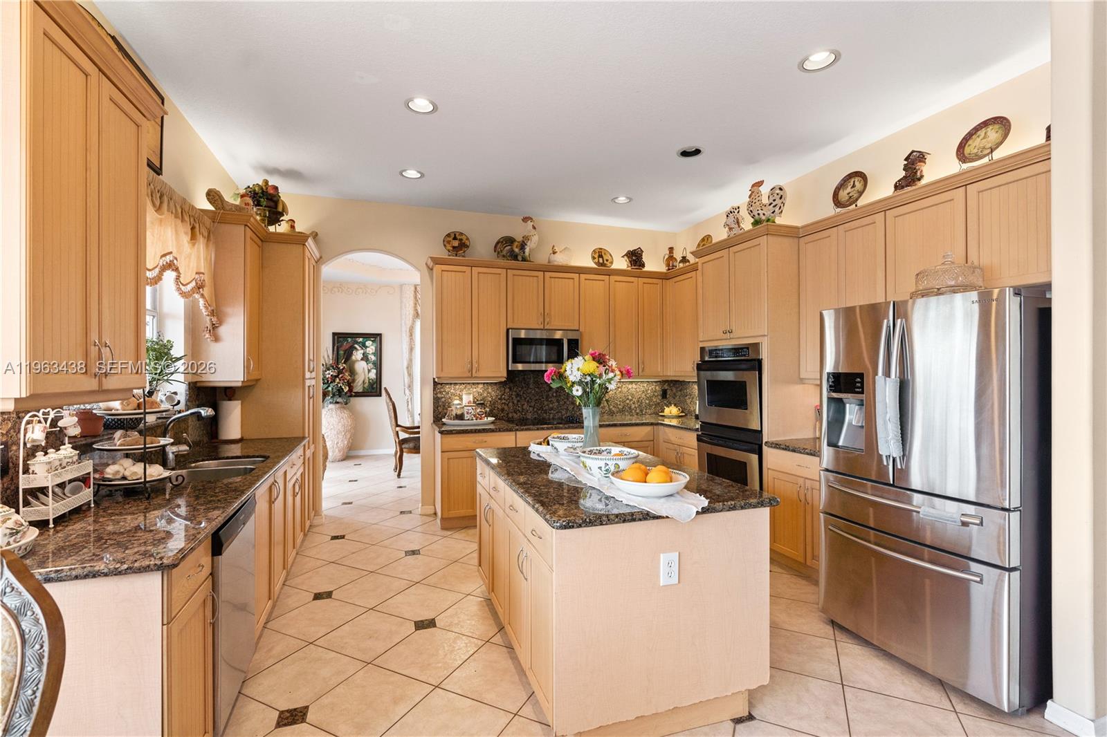 SILVER SHORES - Residential