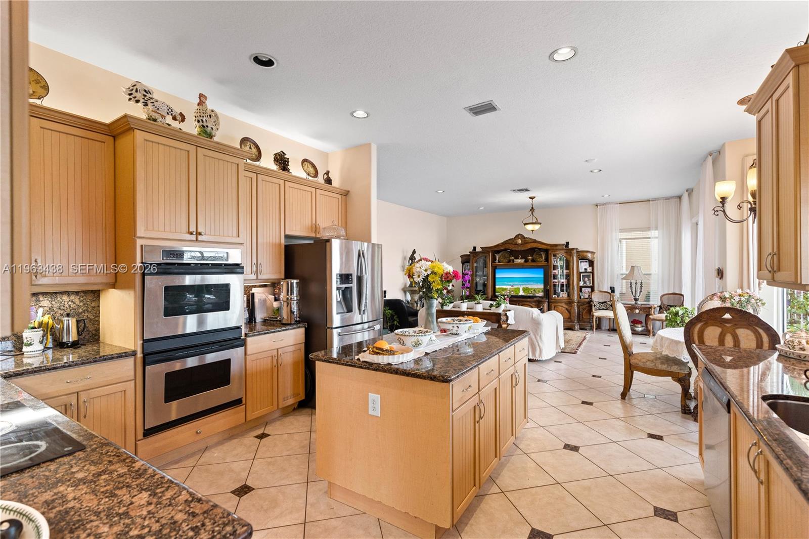 SILVER SHORES - Residential