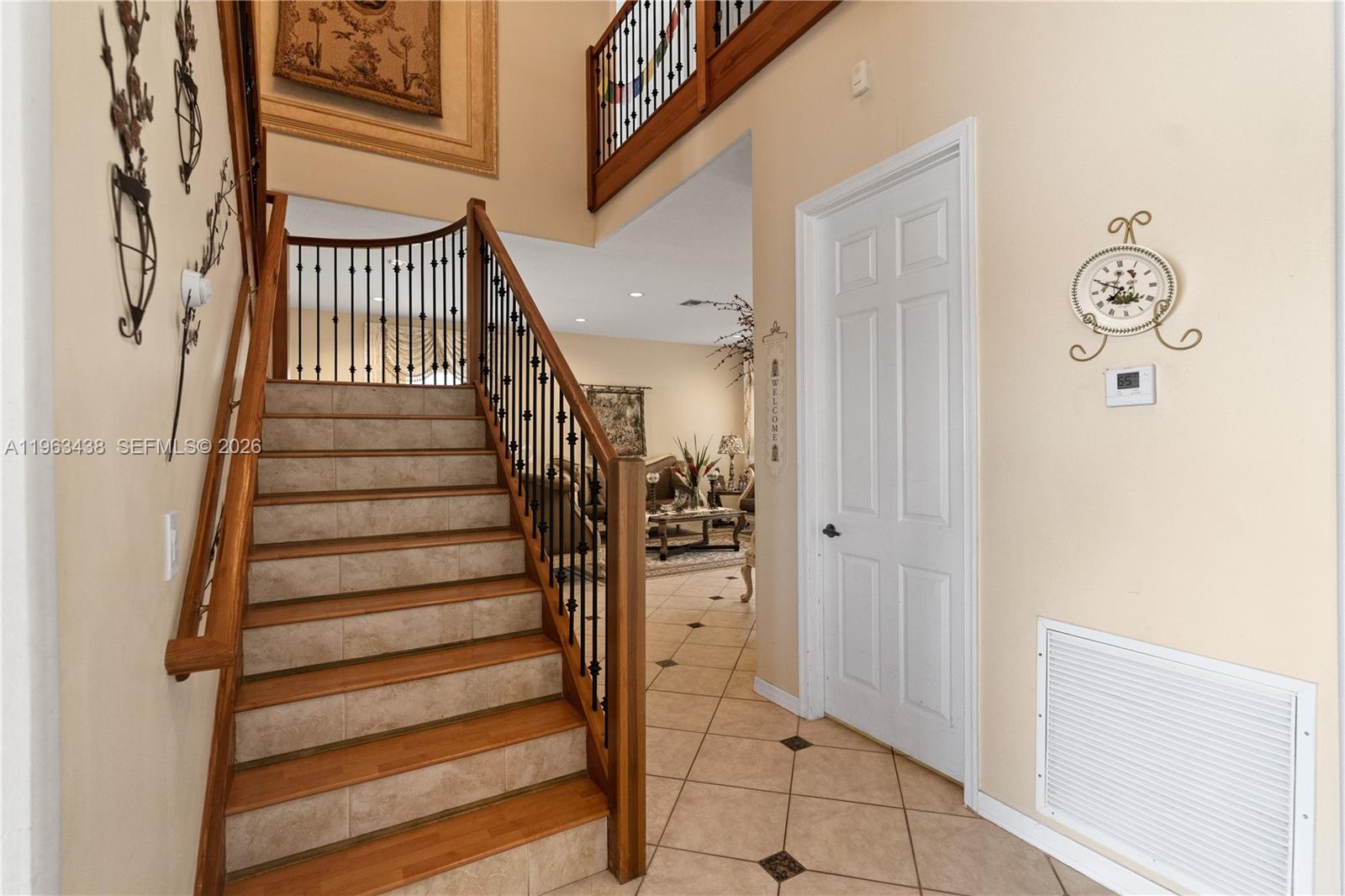 SILVER SHORES - Residential