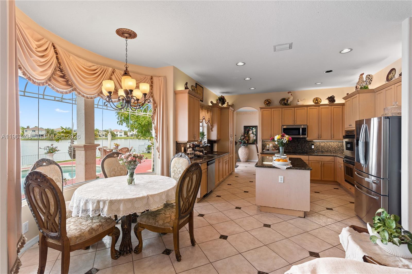 SILVER SHORES - Residential