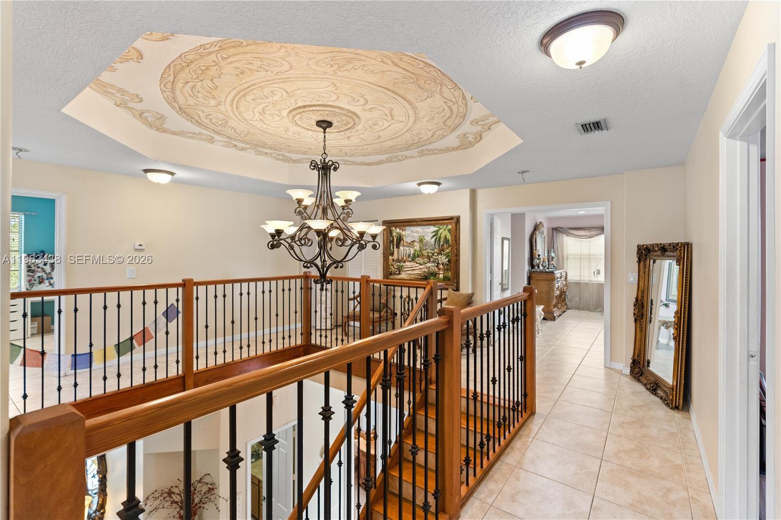 SILVER SHORES - Residential