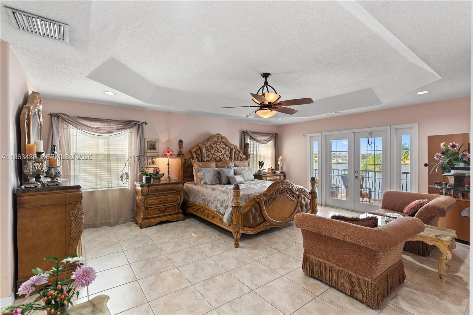 SILVER SHORES - Residential