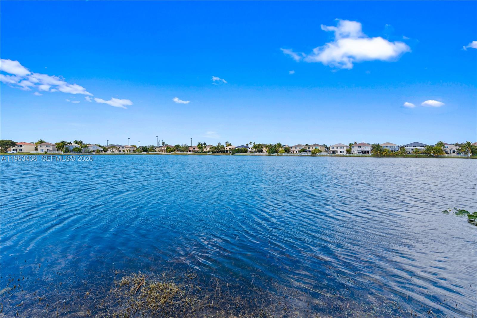 SILVER SHORES - Residential