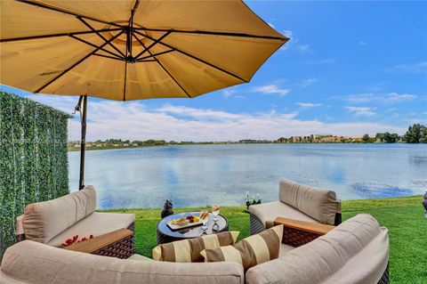 20540 NE 5th Pl Miami FL 33179