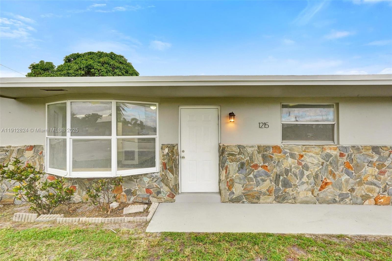 LARKDALE UNIT 3 - Residential