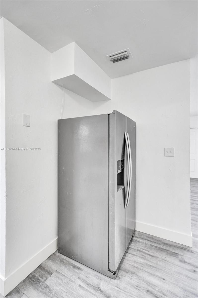 LARKDALE UNIT 3 - Residential