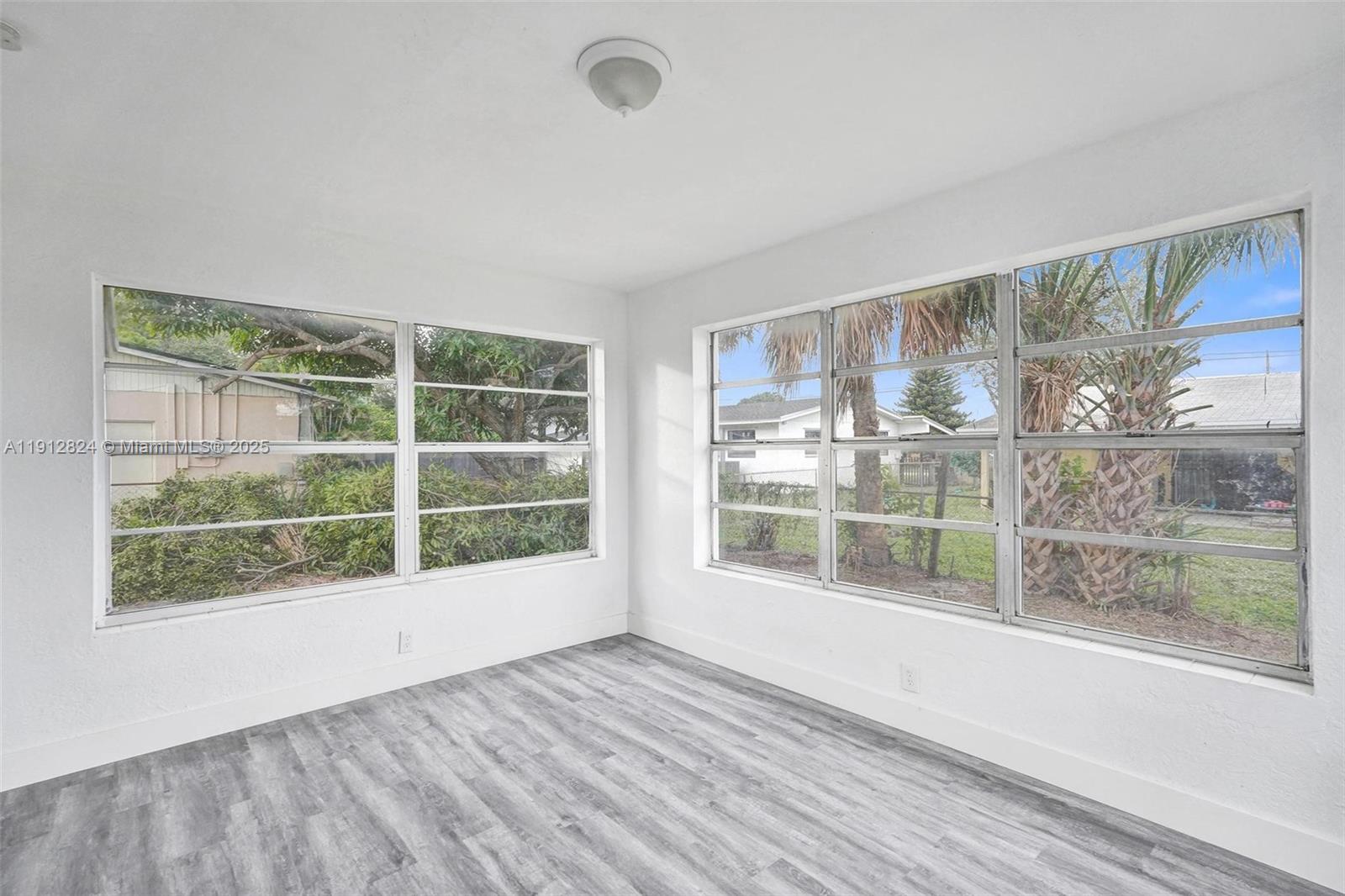 LARKDALE UNIT 3 - Residential