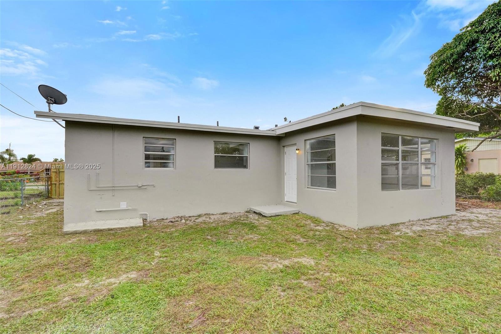 LARKDALE UNIT 3 - Residential