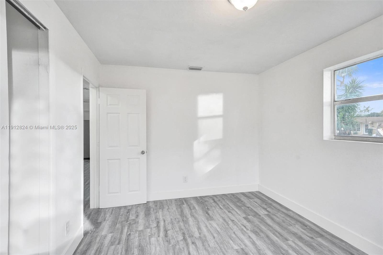 LARKDALE UNIT 3 - Residential