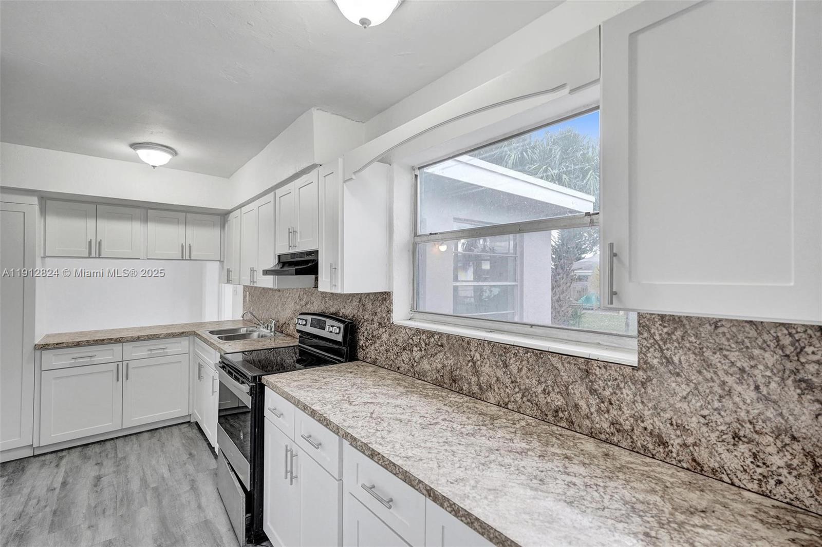 LARKDALE UNIT 3 - Residential