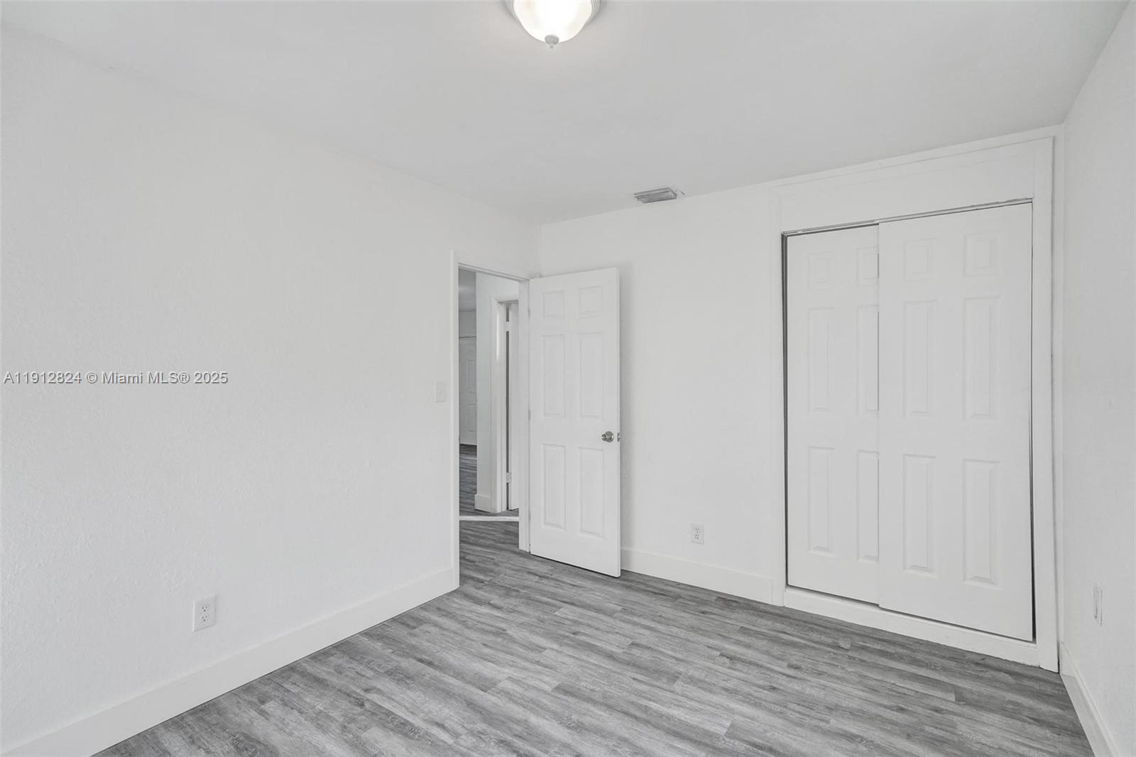 LARKDALE UNIT 3 - Residential