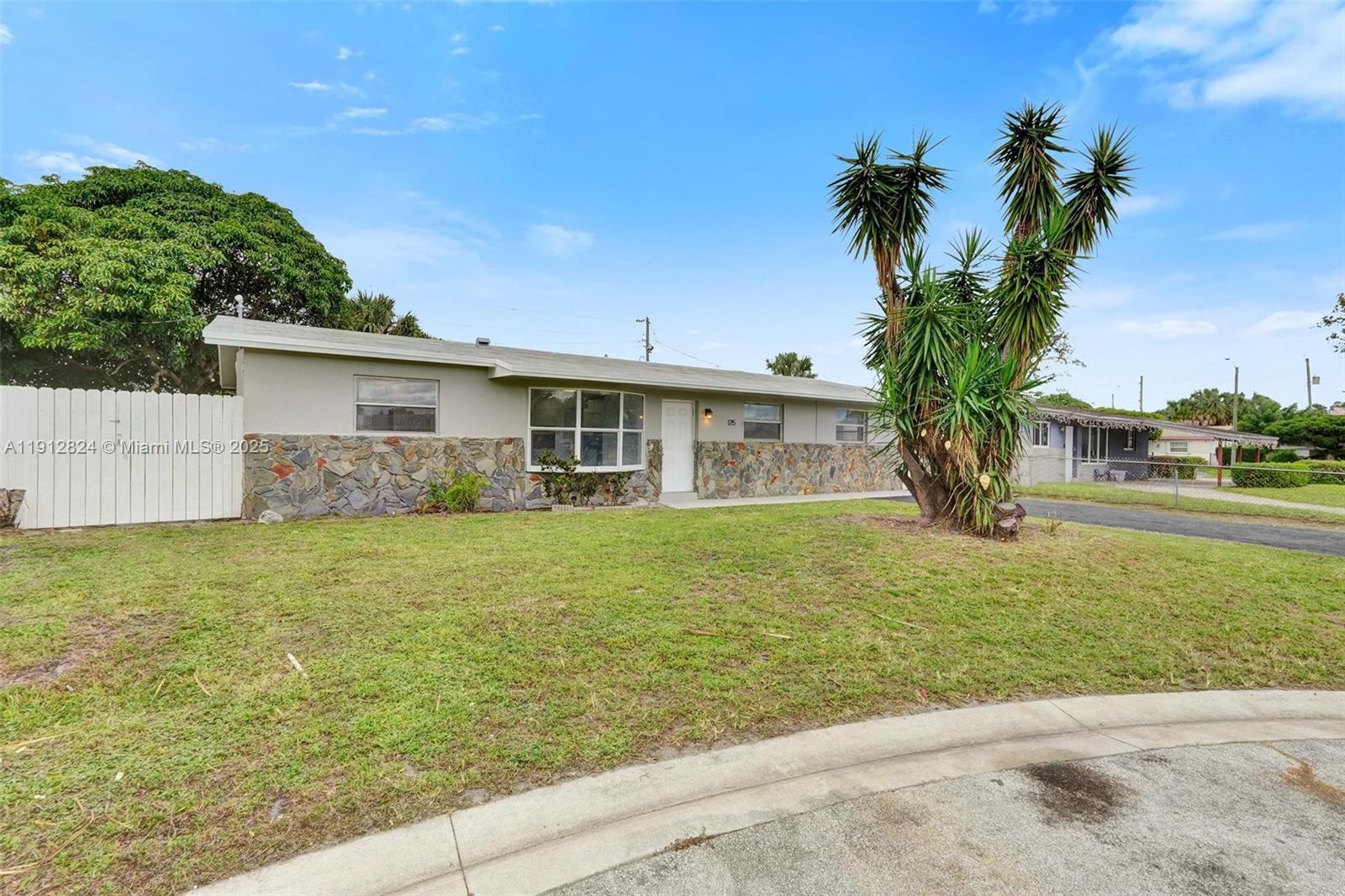 LARKDALE UNIT 3 - Residential