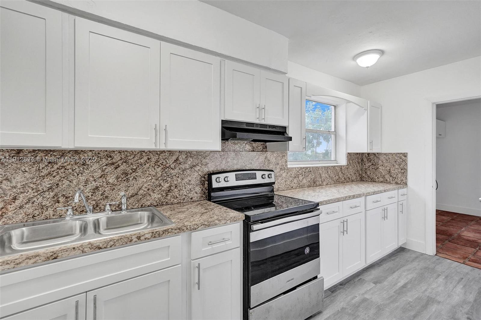 LARKDALE UNIT 3 - Residential