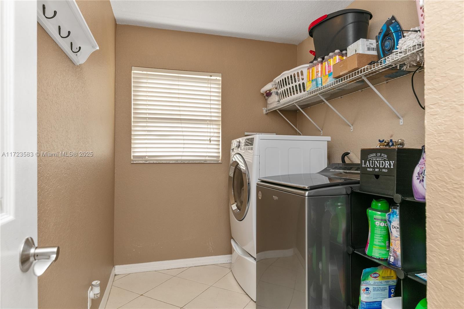 RIDGEVIEW - Residential