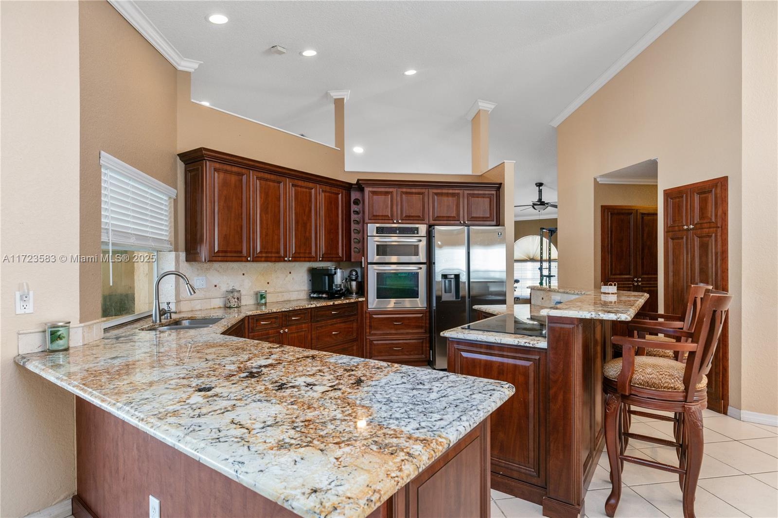 RIDGEVIEW - Residential
