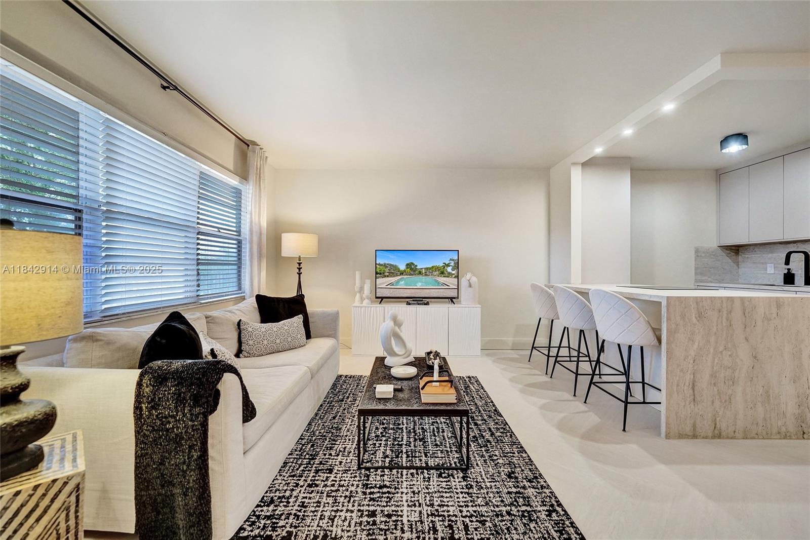 KINGSLEY AT CENTURY VILLA - Residential