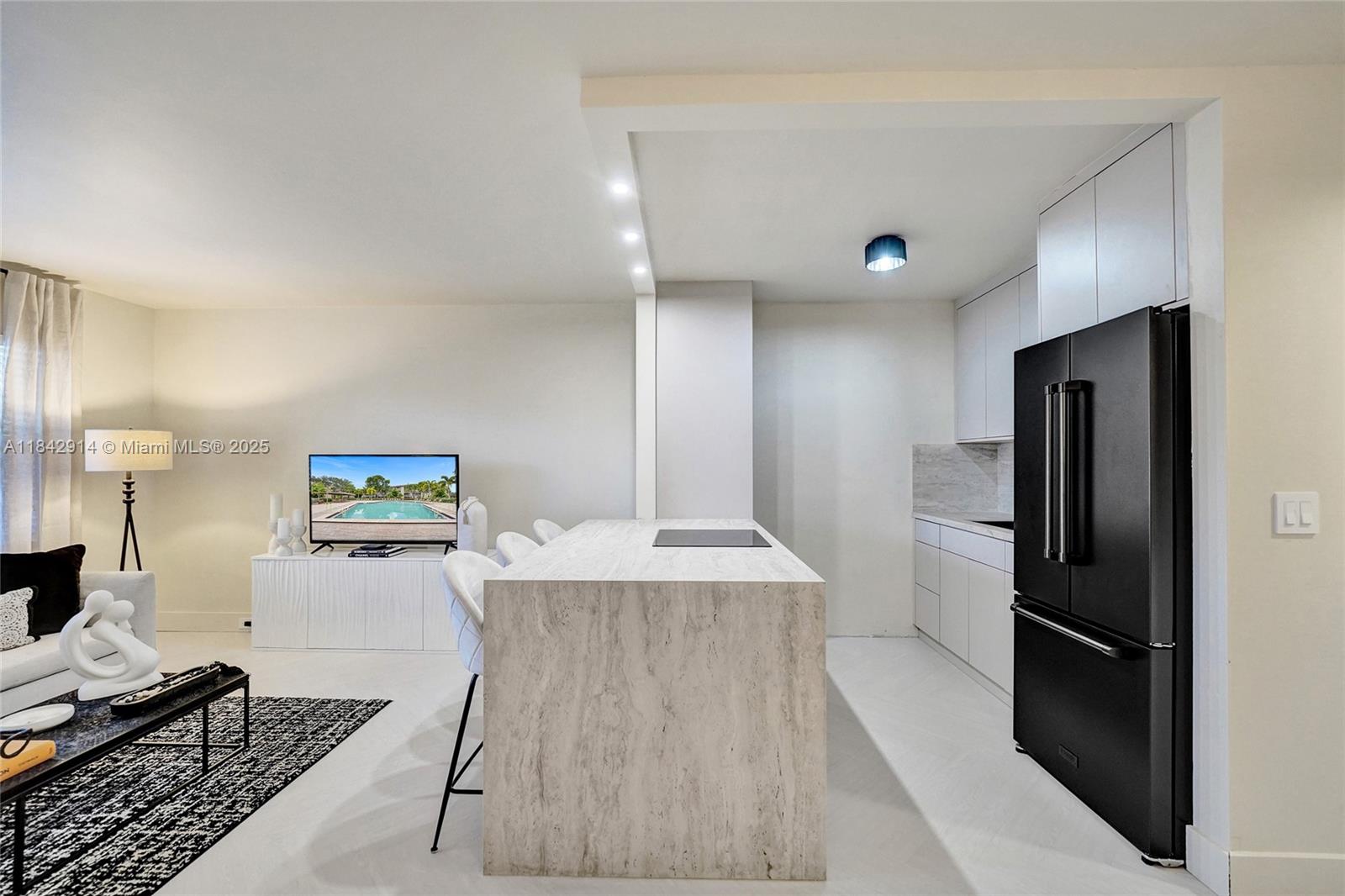 KINGSLEY AT CENTURY VILLA - Residential